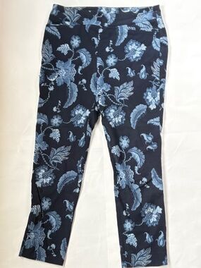 Chico's Women's Pants Size 8